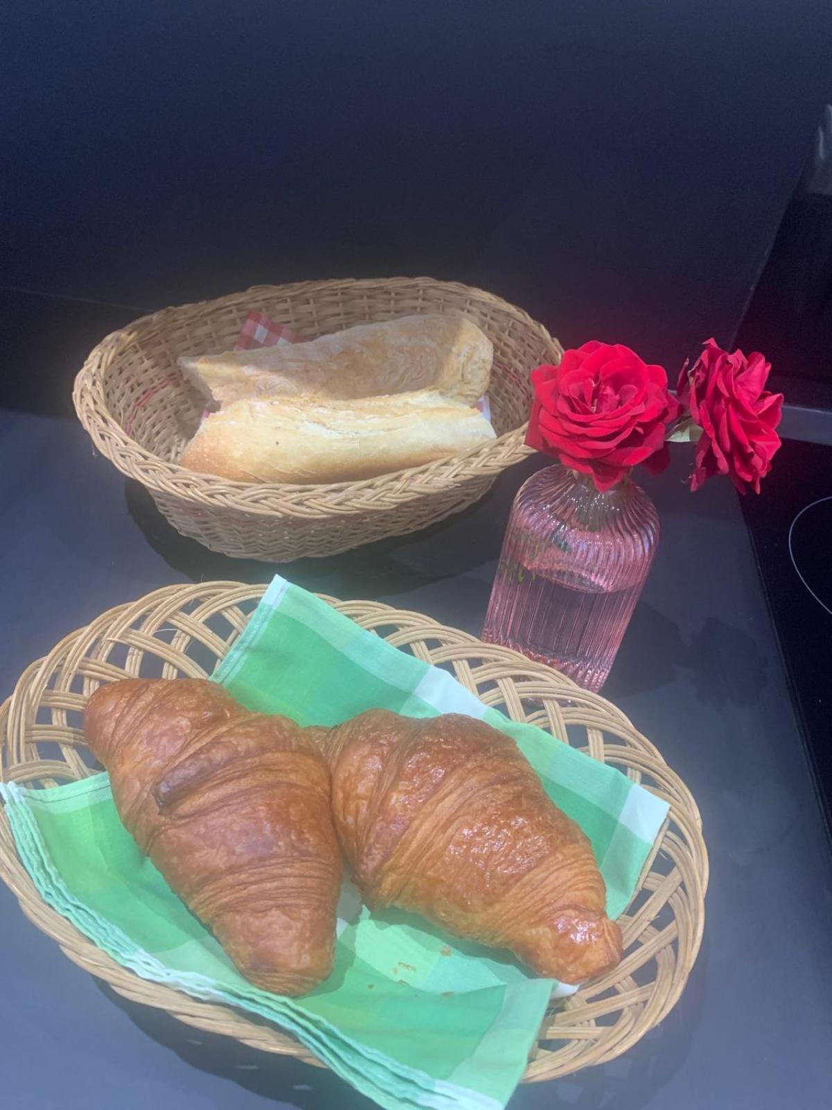Reve D'Azur, 2 Chambres, Maison Julia En Bord De Mer A La Nartelle, Piscine Partagee, Parking & Terrasse Bbq, Wifi Et Draps Inclus Plage A Pied Sainte-Maxime Luaran gambar