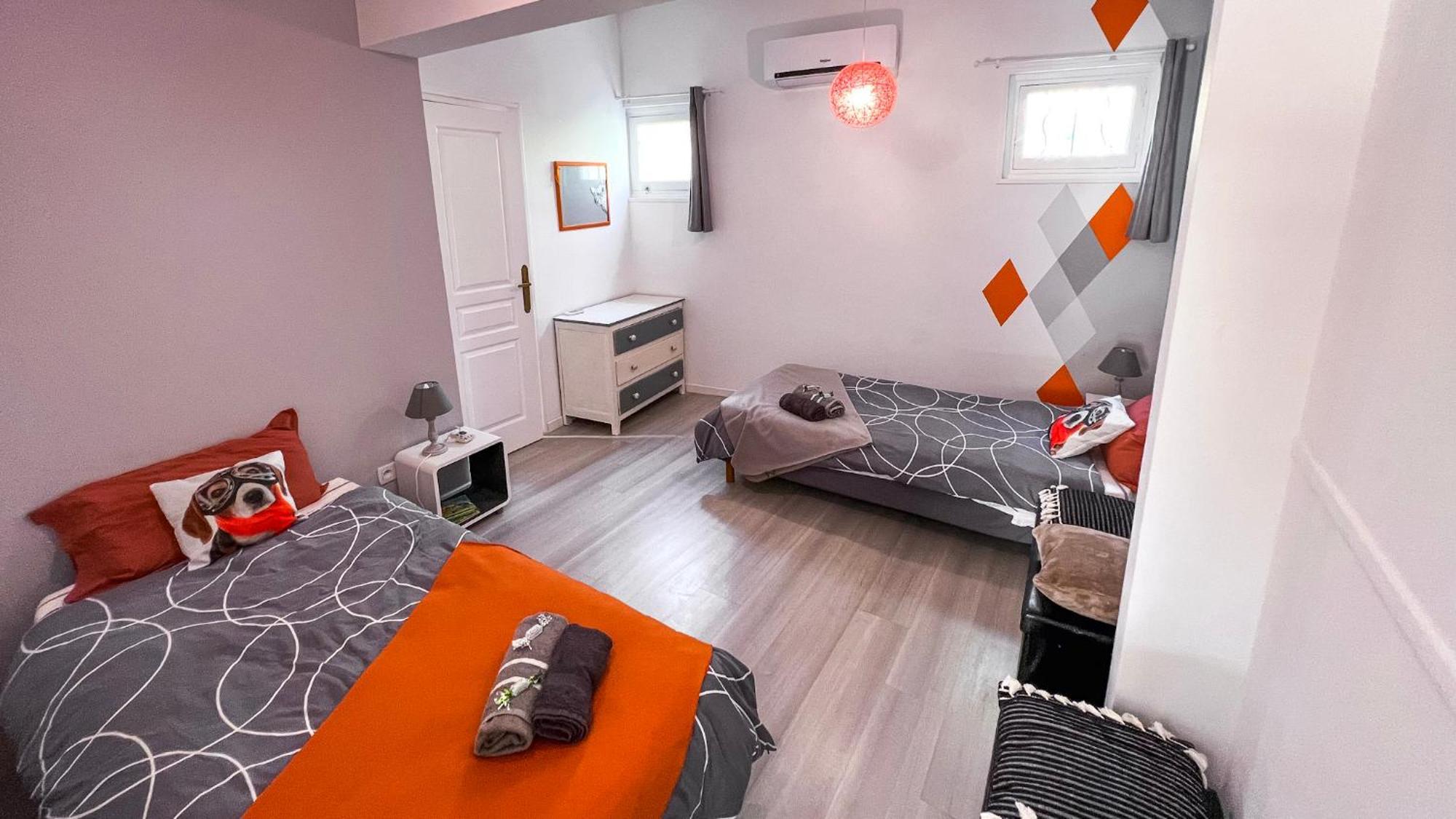 Reve D'Azur, 2 Chambres, Maison Julia En Bord De Mer A La Nartelle, Piscine Partagee, Parking & Terrasse Bbq, Wifi Et Draps Inclus Plage A Pied Sainte-Maxime Luaran gambar