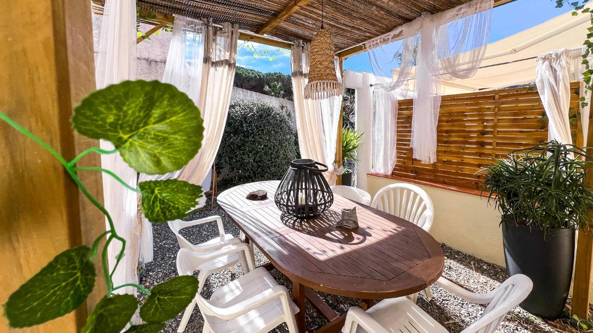 Reve D'Azur, 2 Chambres, Maison Julia En Bord De Mer A La Nartelle, Piscine Partagee, Parking & Terrasse Bbq, Wifi Et Draps Inclus Plage A Pied Sainte-Maxime Luaran gambar