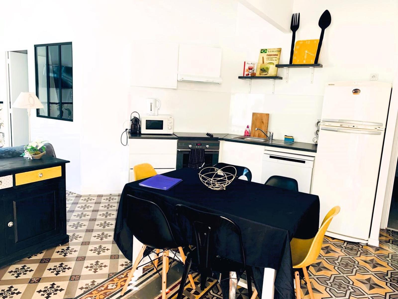 Reve D'Azur, 2 Chambres, Maison Julia En Bord De Mer A La Nartelle, Piscine Partagee, Parking & Terrasse Bbq, Wifi Et Draps Inclus Plage A Pied Sainte-Maxime Luaran gambar