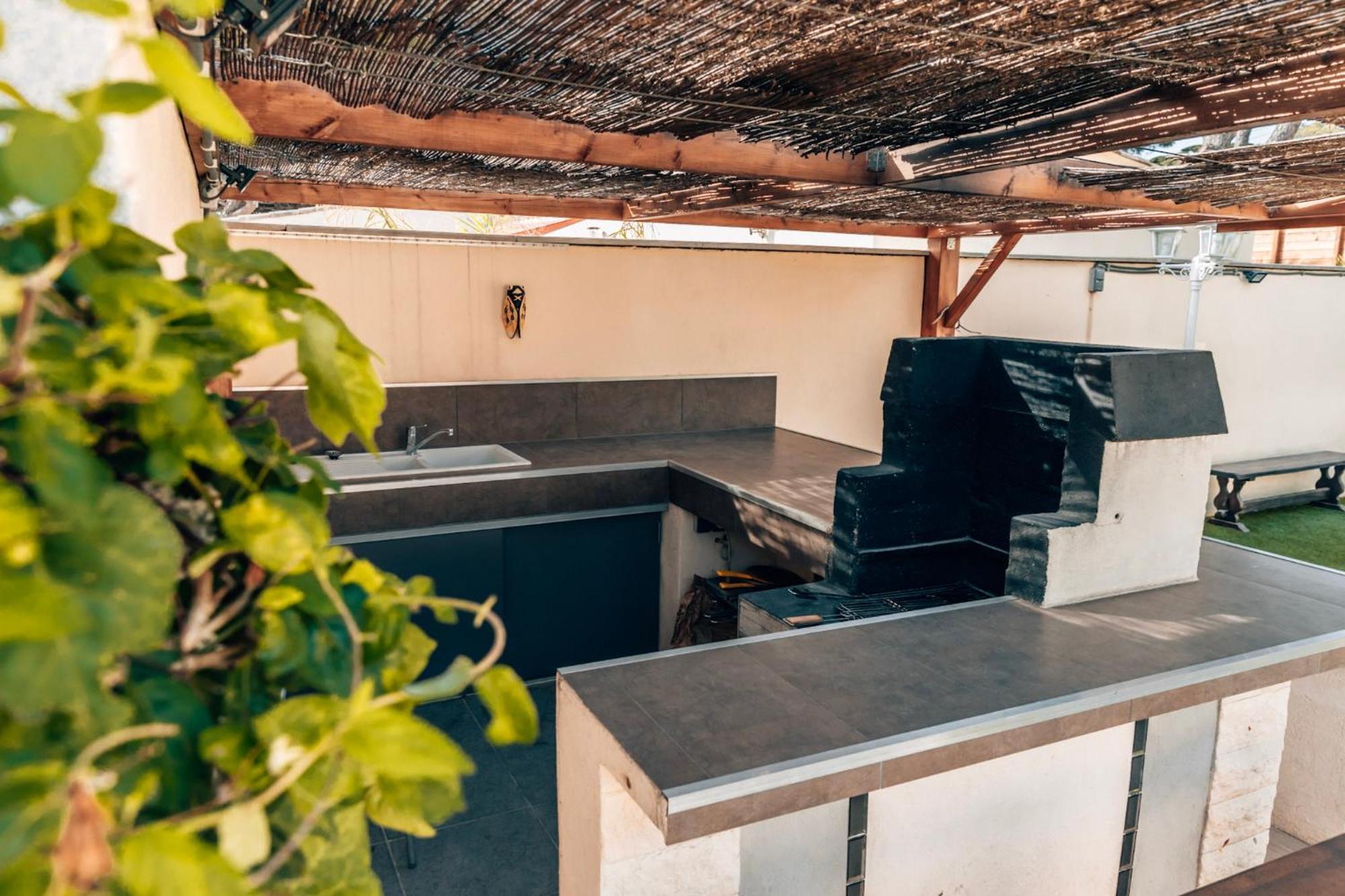 Reve D'Azur, 2 Chambres, Maison Julia En Bord De Mer A La Nartelle, Piscine Partagee, Parking & Terrasse Bbq, Wifi Et Draps Inclus Plage A Pied Sainte-Maxime Luaran gambar