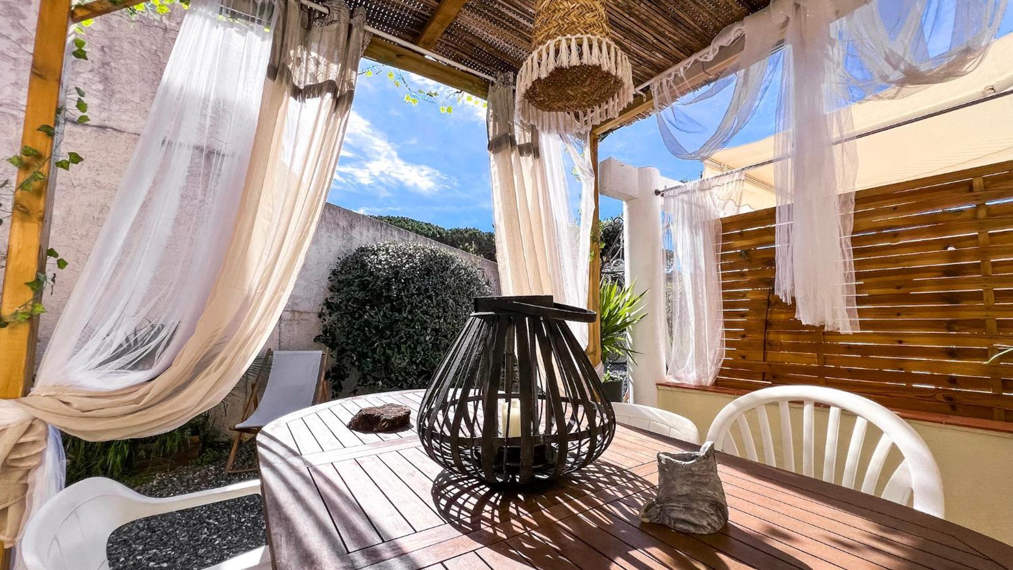Reve D'Azur, 2 Chambres, Maison Julia En Bord De Mer A La Nartelle, Piscine Partagee, Parking & Terrasse Bbq, Wifi Et Draps Inclus Plage A Pied Sainte-Maxime Luaran gambar