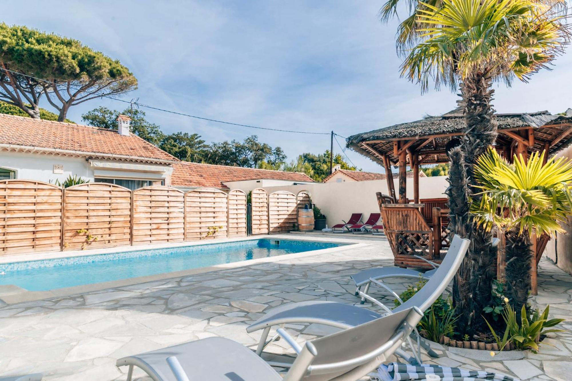 Reve D'Azur, 2 Chambres, Maison Julia En Bord De Mer A La Nartelle, Piscine Partagee, Parking & Terrasse Bbq, Wifi Et Draps Inclus Plage A Pied Sainte-Maxime Luaran gambar