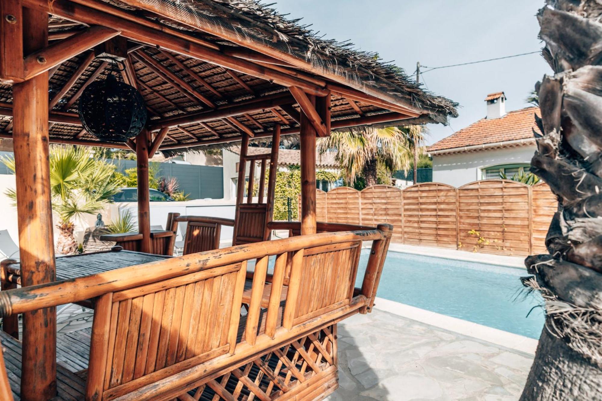 Reve D'Azur, 2 Chambres, Maison Julia En Bord De Mer A La Nartelle, Piscine Partagee, Parking & Terrasse Bbq, Wifi Et Draps Inclus Plage A Pied Sainte-Maxime Luaran gambar
