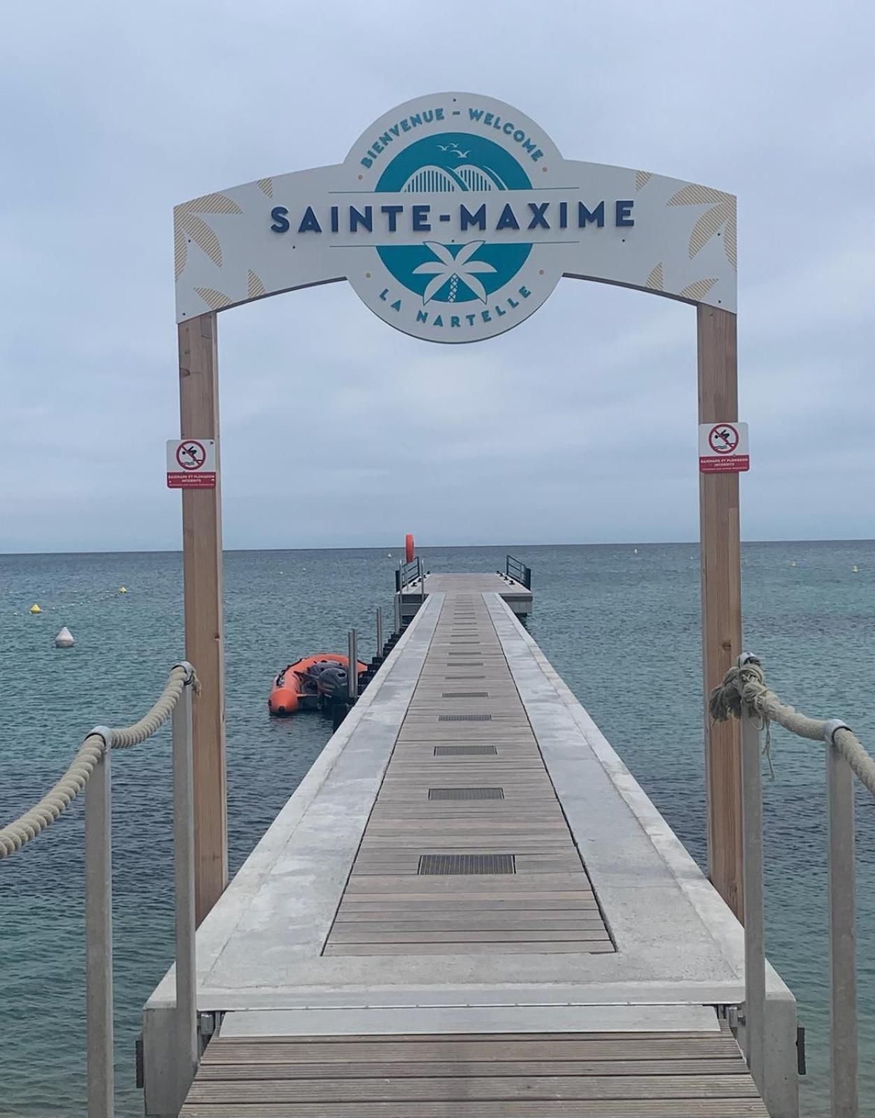 Reve D'Azur, 2 Chambres, Maison Julia En Bord De Mer A La Nartelle, Piscine Partagee, Parking & Terrasse Bbq, Wifi Et Draps Inclus Plage A Pied Sainte-Maxime Luaran gambar